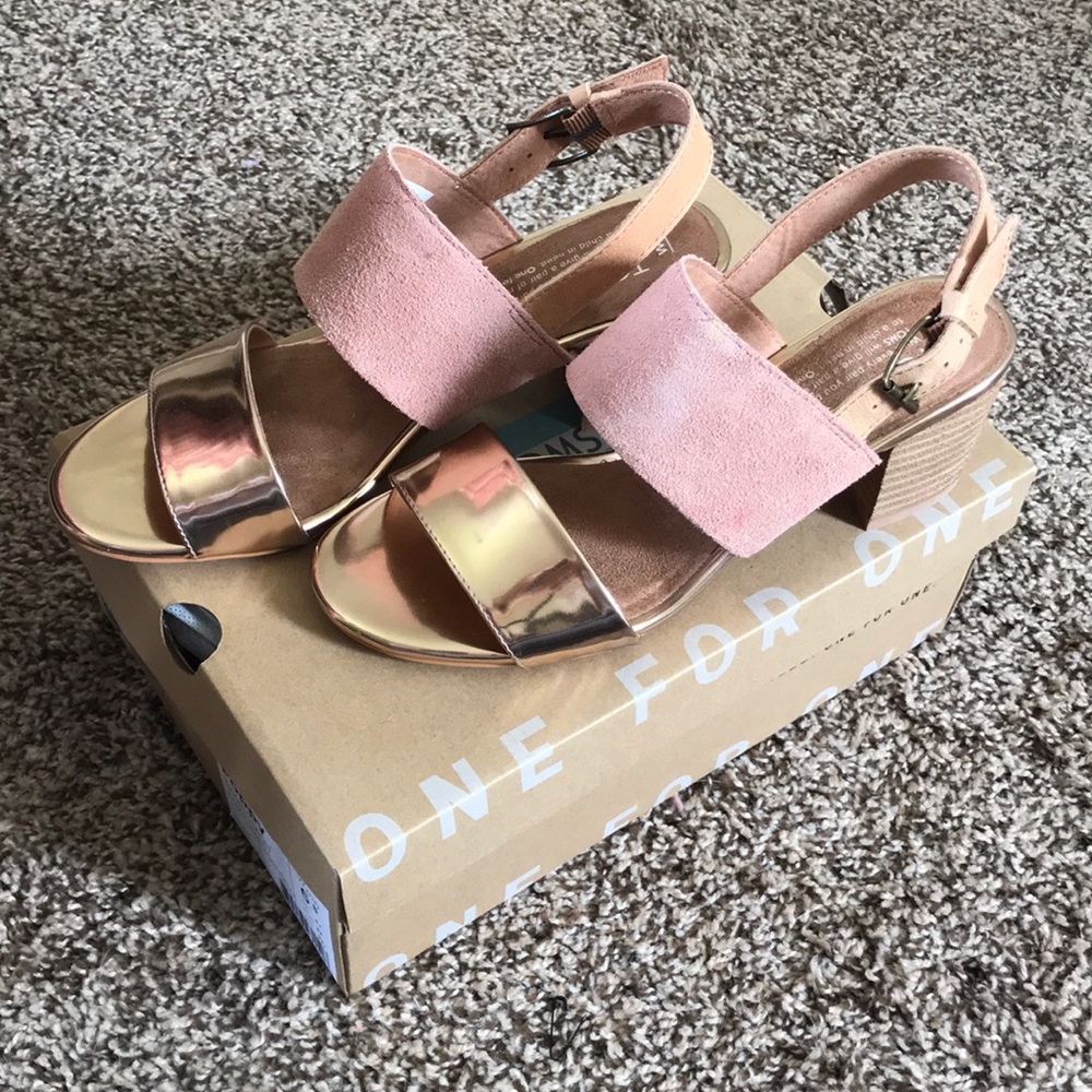 Poppy Toms Heels New With Box